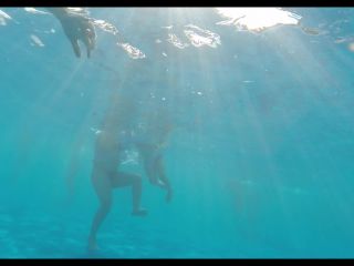 Voyeur - Underwater swimsuit tracking - YMUW-1118,  on voyeur -9