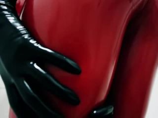 Simon O. – Latex Catsuit Enhanced-3