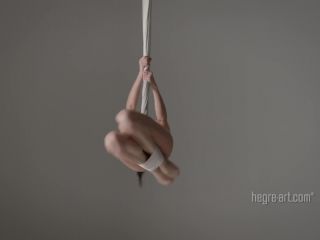 {hegre-art.com Nude Anti Gravity Yoga (mp4, 1080p, 144.55-4