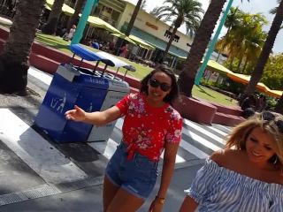 Candid vor babe in shorts blonde pawg thick-6