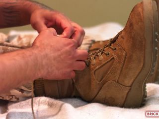 Marine SUPER POG goes back to base with cum in her boots!-2
