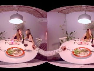 How I met Misha – Ep. 4 – Gina Gerson, Misha Cross (GearVR) - (Virtual Reality)-1