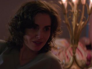 Betty Gilpin, Alison Brie - Glow s03e04 (2019) HD 1080p - (Celebrity porn)-6