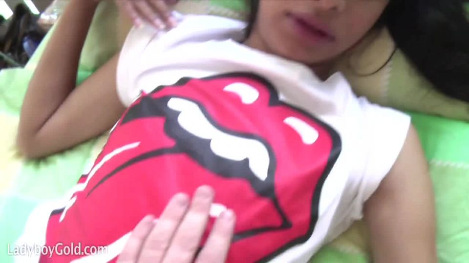 [GetFreeDays.com] LadyBoyGold - Pinky - Two Lips Hardcore shemale porn gif