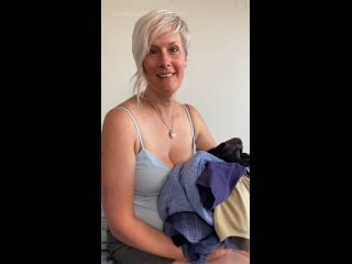 Best Friend’S Mom  Testing If She’S Hot Enough For Tinder  Hot Preview-0