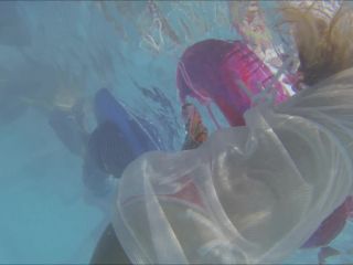  Voyeur Under the water in the swimming pool - pcolle YMUW-1014, voyeur on voyeur-5