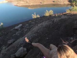 Bombshell Fucking And Sucking Out At Lake Mead-9