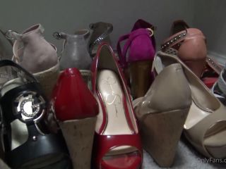 Roxie Rae Roxierae - shoe closet tour full clip 07-09-2020-1