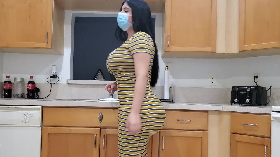 BIG ASS STEPMOM CANT GO OUT WITH CORONAVIRUS LOCKDOWN SO SHE FUCKS HER SON POV!