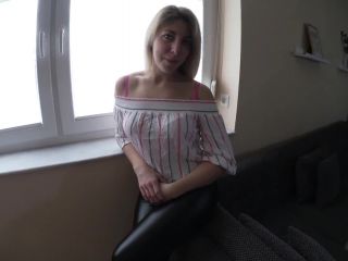 adult clip 47 close amateur german porn | Sarah_Secret - Spontanes App-Date - Tiefer Fick vom 20 cm Schwanz in Leder-Leggings | germany-0