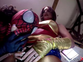 Threesome Cosplay Spidergirl And Wonder Woman.-3