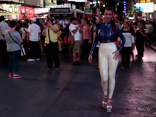 Honey Hair – Center of Attention – Times Square-6