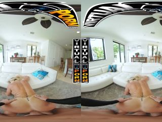 adult xxx video 15  VirtualPorn presents Stepmom Knows Best – Robbin Banx 4K, virtual reality on 3d porn-7