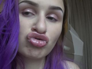 PINKY LIP SMELLING 30 Webcam!-3