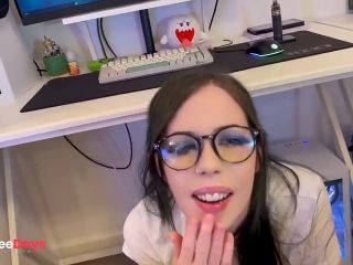 [GetFreeDays.com] busting my load on her glasses Sex Stream May 2023-9