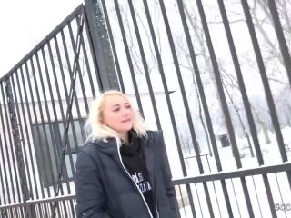 Blue Eyes College Marilyn Fuck At Street Casting Amateur!-2