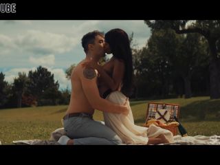 Cuckold porn  Sofi Vega  Kissing, Creampie, Shaved, All Sex, Couples, Outdoors, Pussy Licking, Natural Tits, Brunette Sofi Vega - Eden Siterip-3