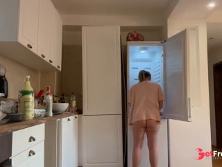 [GetFreeDays.com] Cleaning the fridge with me with lots of farts . Full 10 min video on my of page Porn Leak October 2022-9