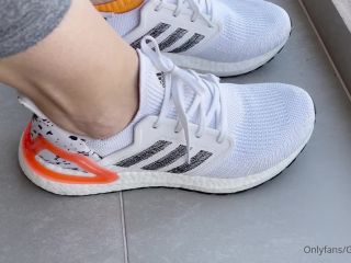 online adult clip 26 grazigoddess 16 05 2021 2111113516 pezao suado depois do treino on feet porn old foot fetish-0