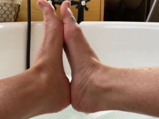 JOI Foot Job in Bubble Bath Foot!-1