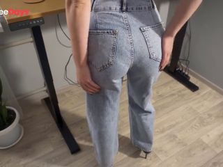 [GetFreeDays.com] Milf Secretary In High Weist Jeans Teases Her Nice Butt Sex Leak March 2023-4