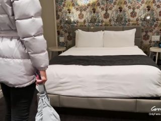 CarryLightStepmother and stepson share a bed in a hotel room-0