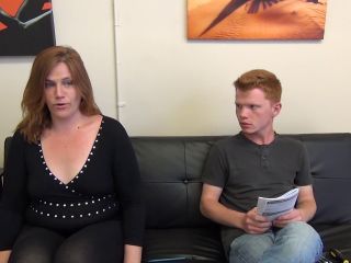 REDHEAD MILF ROBOT GIVES BLOWJOB-3