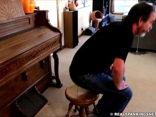 online xxx video 11 Kiki: Spanked The Moment We Get Home (part 2) on fetish porn femdom sissy bondage-9