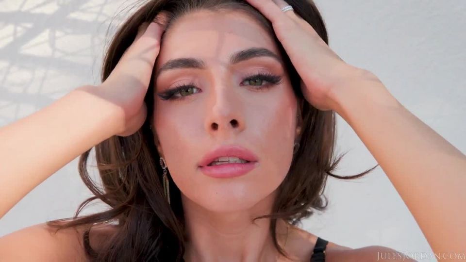 Tru Kait - Classic Beauty Kait Makes Her Debut Fucking Manuel Ferrara - JulesJordan (HD 2021)