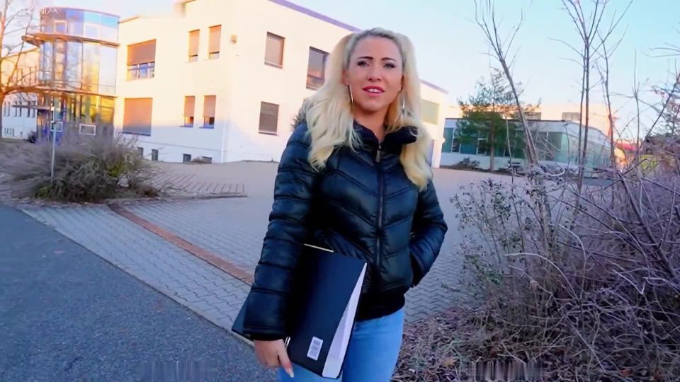 Daynia - PERVERSER AO WICHSERTREFF an der B2 - ALLE LÖCHER outdoor ZERFICKT - METE... 1080P - Germany