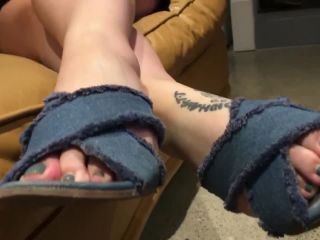 free porn clip 6 Financial Domination Foot Worship Pov, bbw weight on feet porn -2