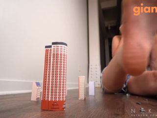 [giantess.porn] Nikemd - City Attack Sundays Pests keep2share k2s video-5