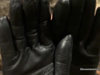 GloveMansion - Glove smother trap [720p] - Dirty talk and masturbation instructions-8