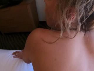 [Amateur] Hotel Sex in Front of the Window 5 Months Pregnant on Vacation-9