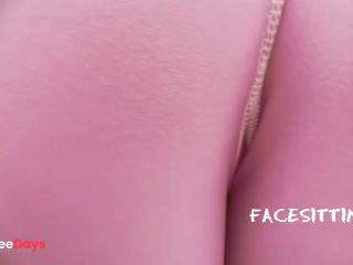 [GetFreeDays.com] Sitting on the slaves face while looking at the phone, facesitting POV Sex Leak February 2023-3