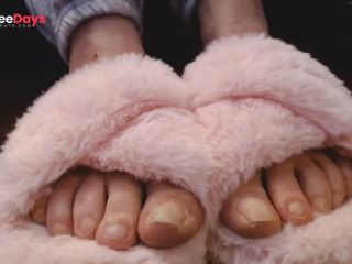 [GetFreeDays.com] Soft Fuzzy Pink Criss-Cross Slippers Slides Closeup No Toe Polish Adult Leak December 2022-5