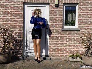 FetiliciousFans SiteRipPt 1Horny Doll in the Garden-1