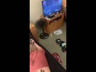 G11953 etite White Girl Takes Bbc While Playing Ps4 Daddyyjayyy-1