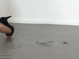 adult xxx clip 42 Metal Bondage – Cindy Dollar – elbow challenge on bdsm porn lady barbara femdom-6