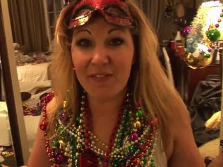 Mardi Gras  Partiers-5