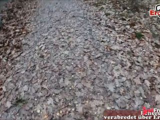 [GetFreeDays.com] Blonde Milf mit Brille hat ein Sextreffen mit einem Fremden im Wald Sex Film November 2022-0