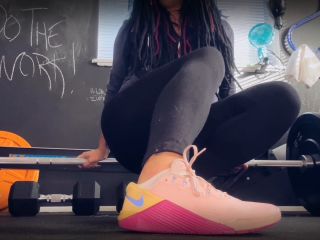 video 45 femdom face dildo MistressRavenFD – 30 SHOES IN 30 DAYS – DAY 7, shoe worship on feet porn-8