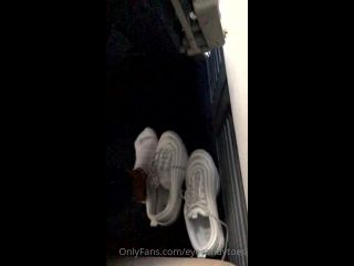 EyeCandyToes () Eyecandytoes - what would you do if you were that guy sitting next to me on the plane 23-10-2020-0