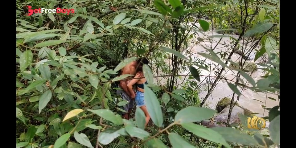 [GetFreeDays.com] Rioc with his girlfriend Mara go to the river to fuck really well Sex Film April 2023