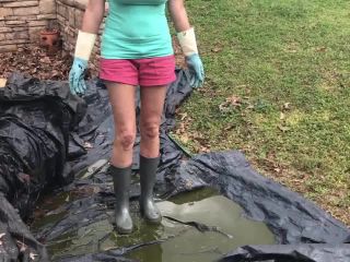 Porn tube BuddahsPlayground - Cleaning Outdoors in Rain Boots-4