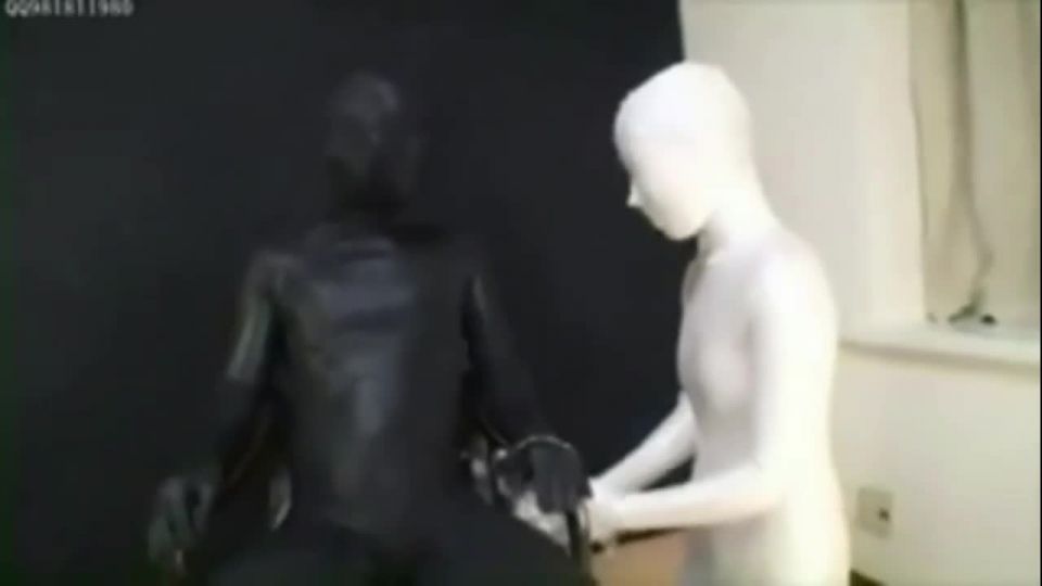 dlzts-155 - I restrained Zentai M Man and blamed him for bre