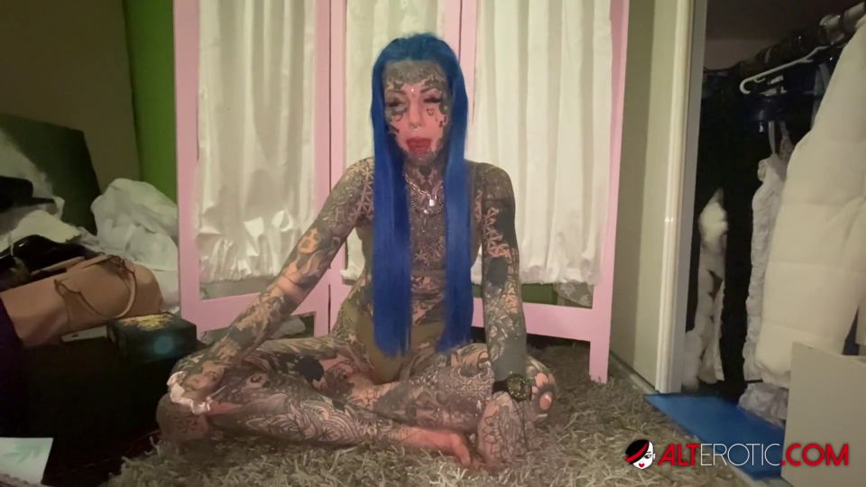 Amber Luke’S Quarantined Solo Masturbation