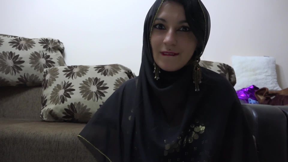 free adult clip 40 Mellyboo – Virgin Woman With Hijab on Sucks Dick - arab goddess - blowjob porn blowjob hd 2018