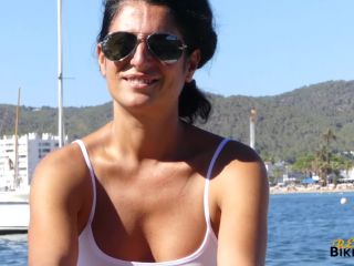 Sofia T – 36yo – Wet T-Shirt-0