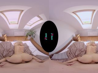 Online porn - VRHush presents I Love To Spend Time In The Garden! – Angel Wicky 5K virtual reality-4